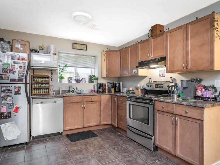 19232 68a Avenue, Surrey, BC, V4N 0B6 - 13