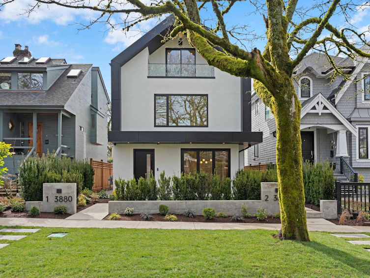 1-3880 W 23rd Avenue, Vancouver, BC, V6S 1K9 - 3