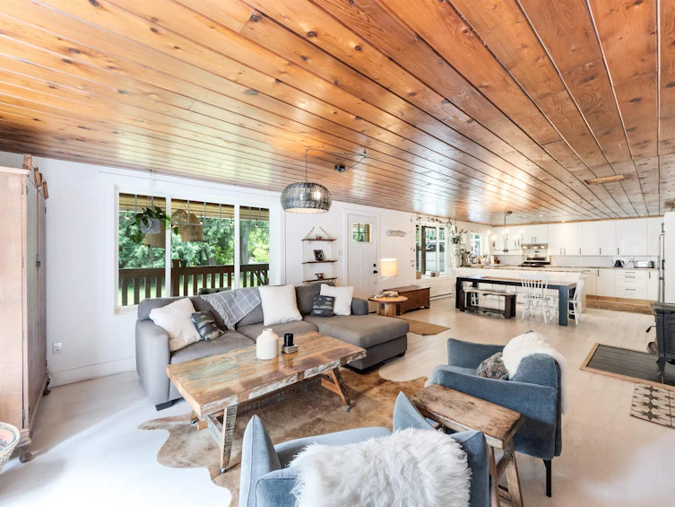 14848 Squamish Valley Road, Squamish, BC, V0N 1H0 - 14