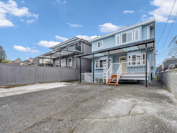 719 E 27th Avenue, Vancouver, BC, V5V 2K8 - 3