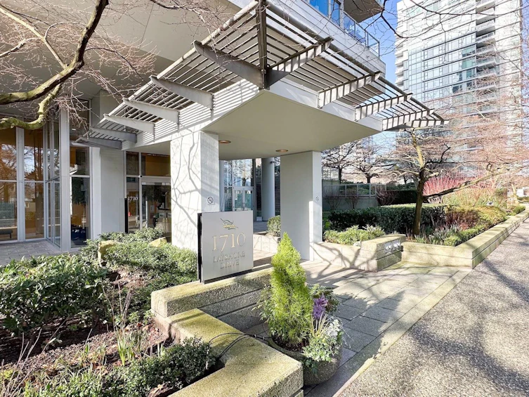 1004-1710 Bayshore Drive, Vancouver, BC, V6G 3G4 - 3