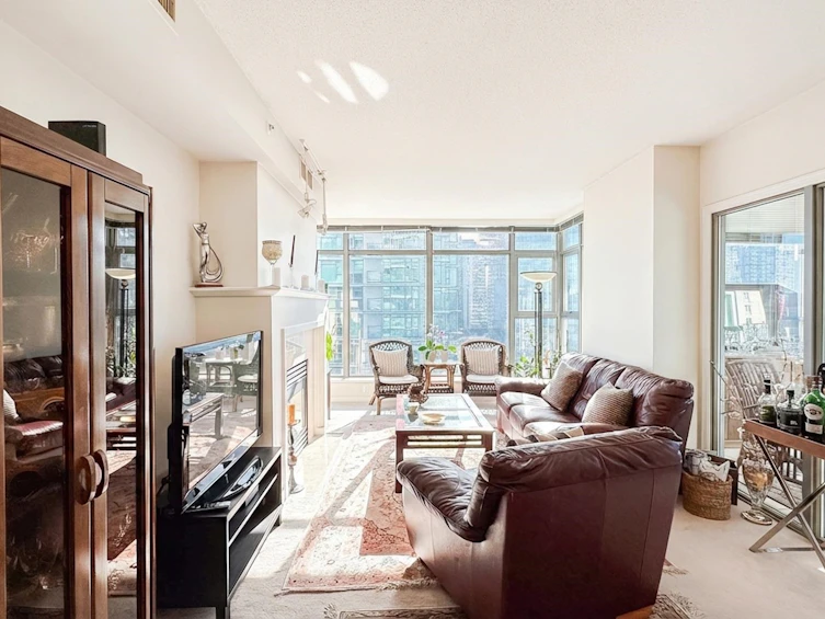 1004-1710 Bayshore Drive, Vancouver, BC, V6G 3G4 - 4