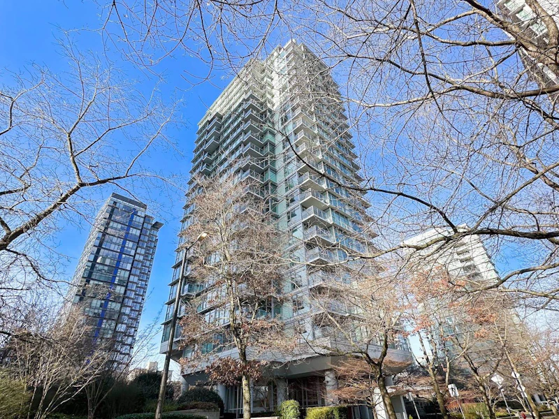 1004 - 1710 Bayshore Drive, Vancouver BC V6G 3G4