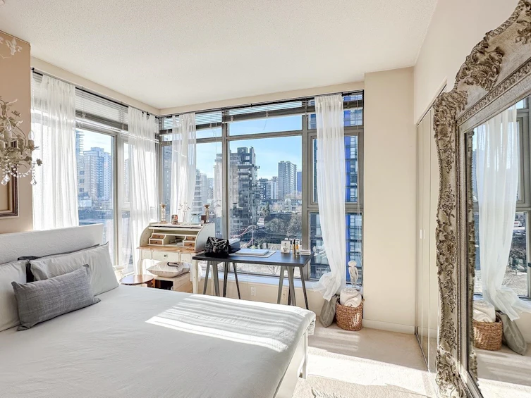 1004-1710 Bayshore Drive, Vancouver, BC, V6G 3G4 - 12