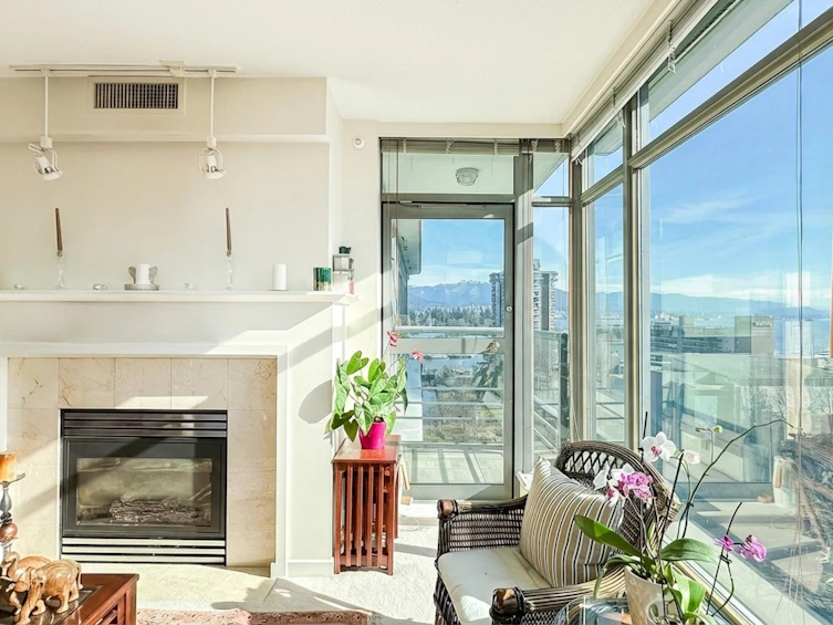 1004-1710 Bayshore Drive, Vancouver, BC, V6G 3G4 - 7
