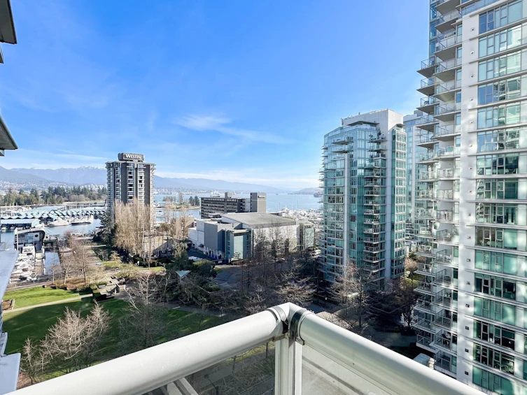 1004-1710 Bayshore Drive, Vancouver, BC, V6G 3G4 - 17