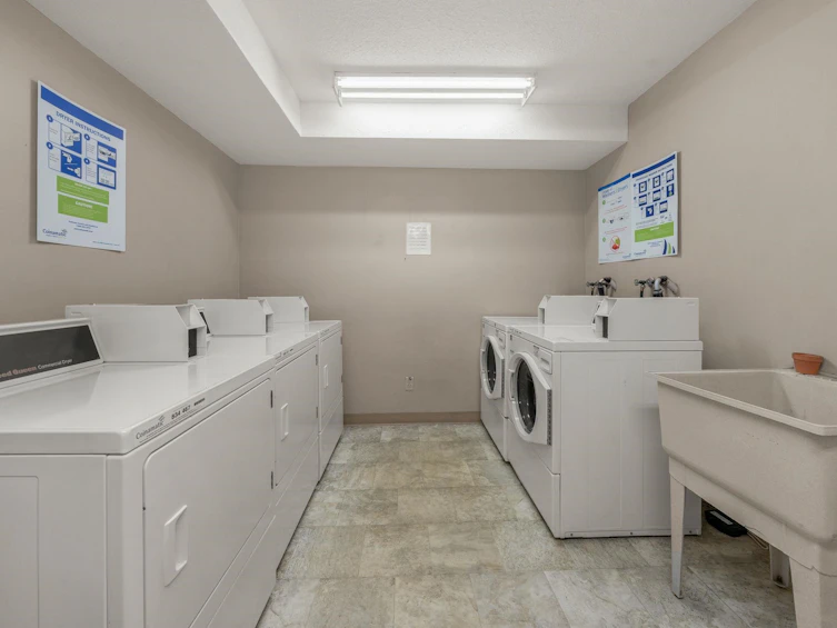 305-33 N Templeton Drive, Vancouver, BC, V5L 3C9 - 17