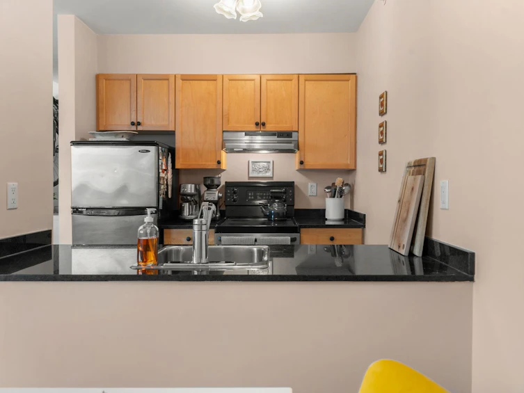 305-33 N Templeton Drive, Vancouver, BC, V5L 3C9 - 8
