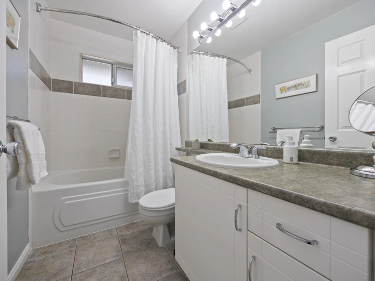 10-7488 Mulberry Place, Burnaby, BC, V3N 5B4 - 32