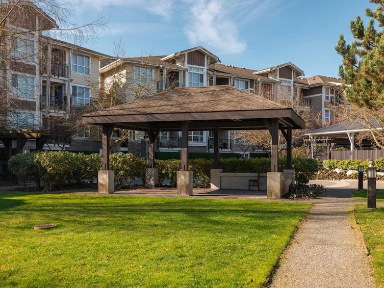 406-5788 Sidley Street, Burnaby, BC, V5J 0E4 - 37