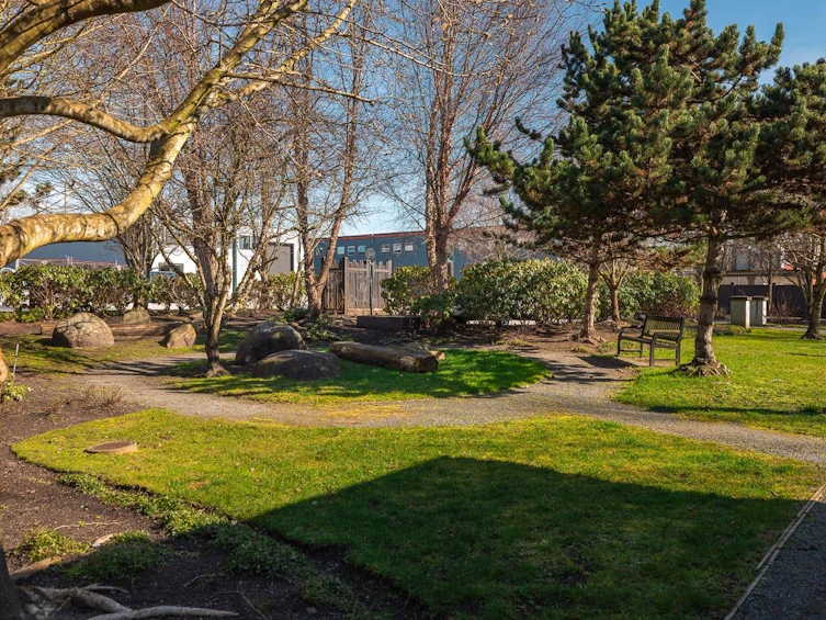 406-5788 Sidley Street, Burnaby, BC, V5J 0E4 - 35