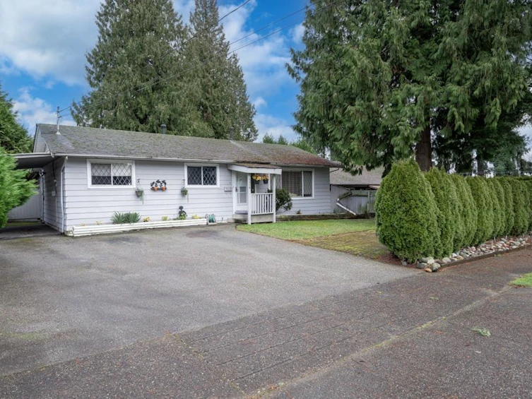 7016 141 Street, Surrey, BC, V3W 6L4 - 3