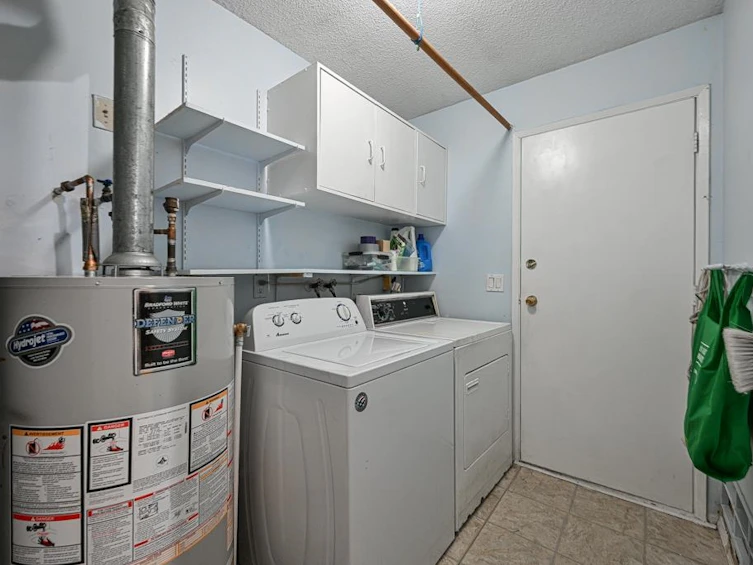 7016 141 Street, Surrey, BC, V3W 6L4 - 15
