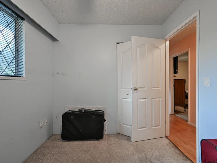 7016 141 Street, Surrey, BC, V3W 6L4 - 17