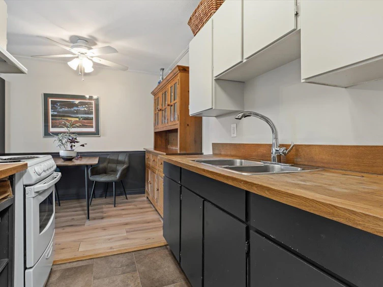 210-9477 Cook Street, Chilliwack, BC, V2P 4J8 - 12