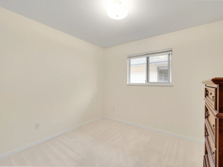 5251 Laburnum Park Place, Delta, BC, V4K 4S6 - 17