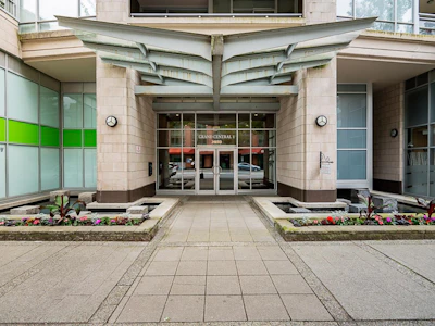 2605-2978 Glen Drive - 2