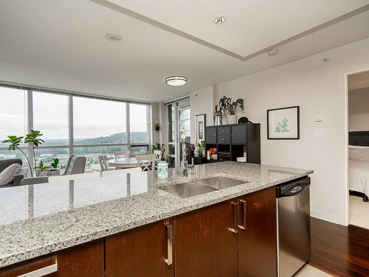 2605-2978 Glen Drive, Coquitlam, BC, V3B 0C3 - 8