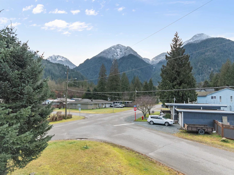 63861 Old Yale Road, Hope, BC, V0X 1L2 - 29