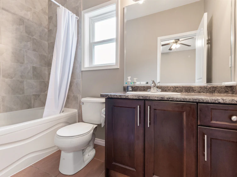63861 Old Yale Road, Hope, BC, V0X 1L2 - 13