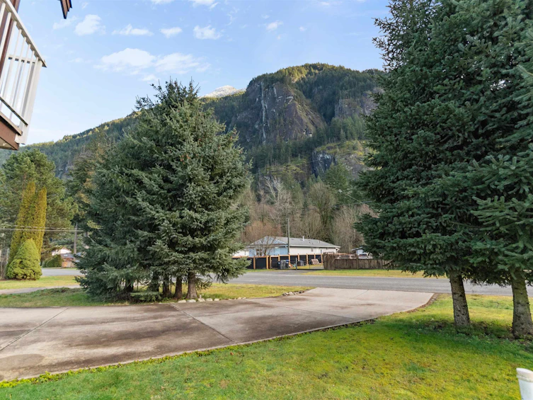 63861 Old Yale Road, Hope, BC, V0X 1L2 - 28