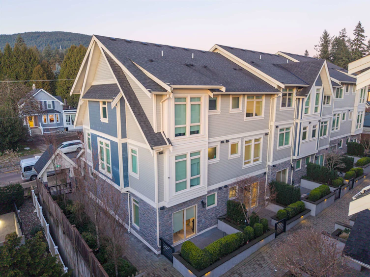1-115 W Queens Road, North Vancouver, BC, V7N 2K4 - 28