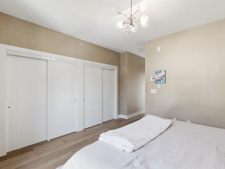 1-115 W Queens Road, North Vancouver, BC, V7N 2K4 - 16
