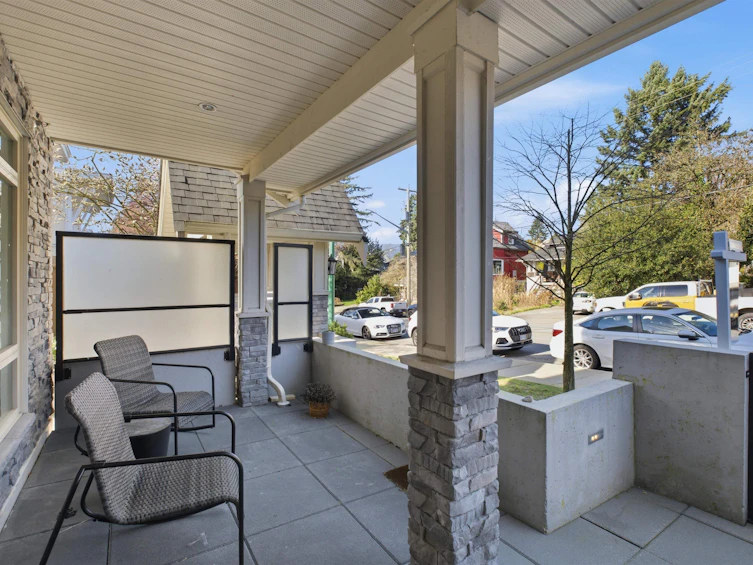 1-115 W Queens Road, North Vancouver, BC, V7N 2K4 - 3