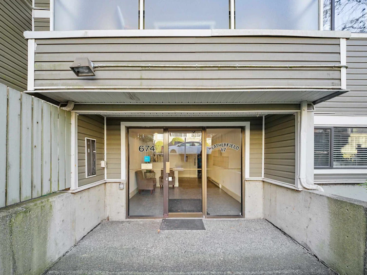 301-674 W 17th Avenue, Vancouver, BC, V5Z 1T8 - 3