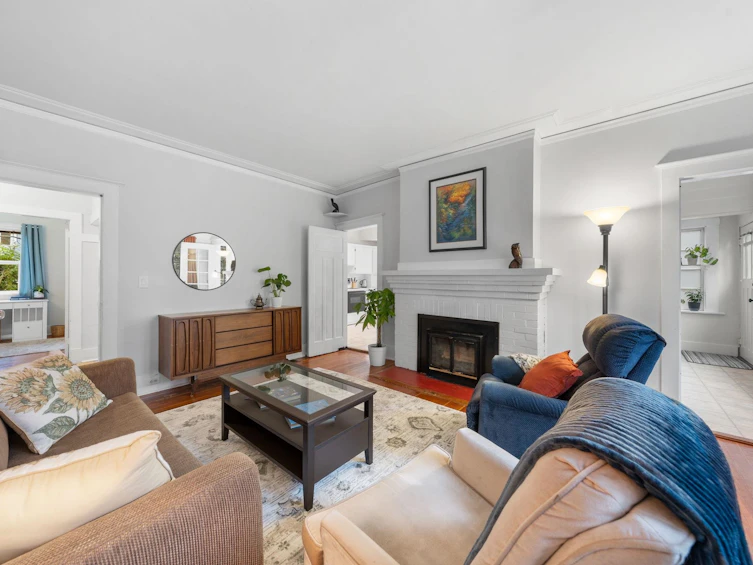 163 E Kings Road, North Vancouver, BC, V7N 1H4 - 6