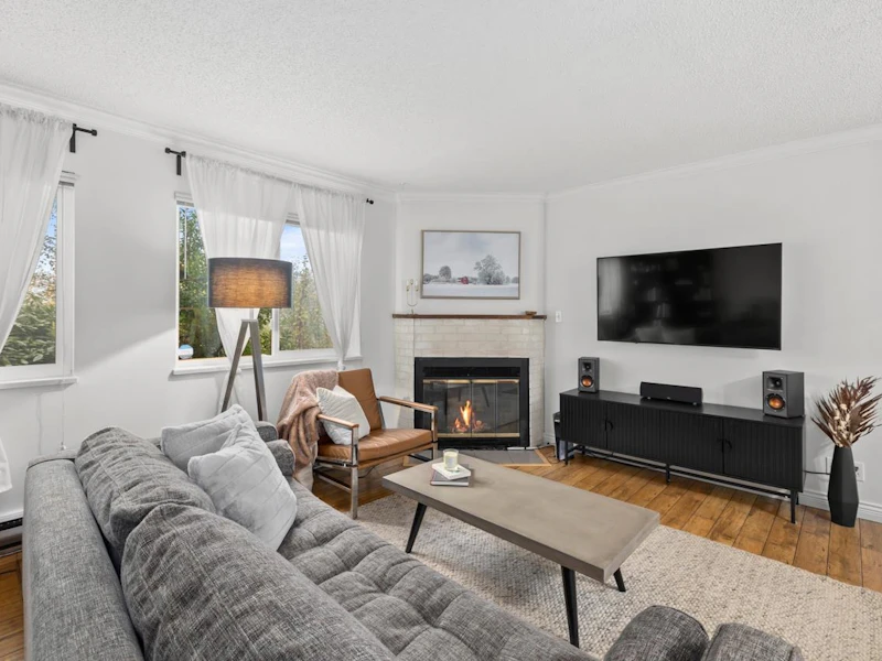 3066 Smith Avenue, Burnaby BC V5G 4M6