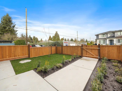 1-6639 Acacia Avenue - 4