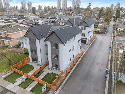 1-6639 Acacia Avenue - 3