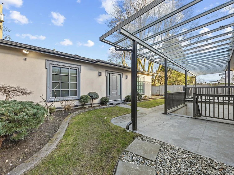 6886 Angus Drive, Vancouver, BC, V6P 5J5 - 36