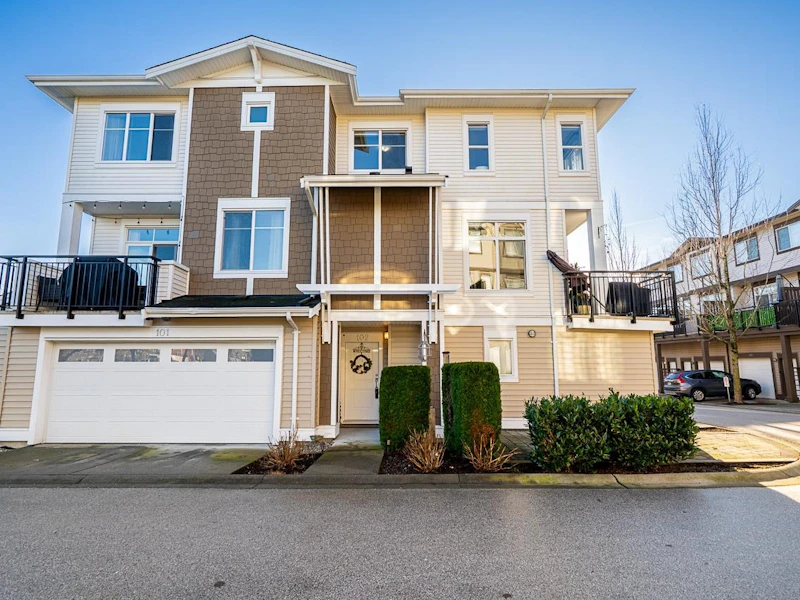 102 - 19433 68th Avenue, Surrey BC