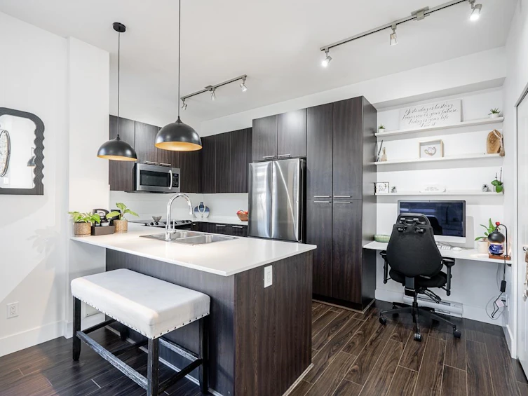 102-19433 68 Avenue, Surrey, BC, V4N 6M8 - 13