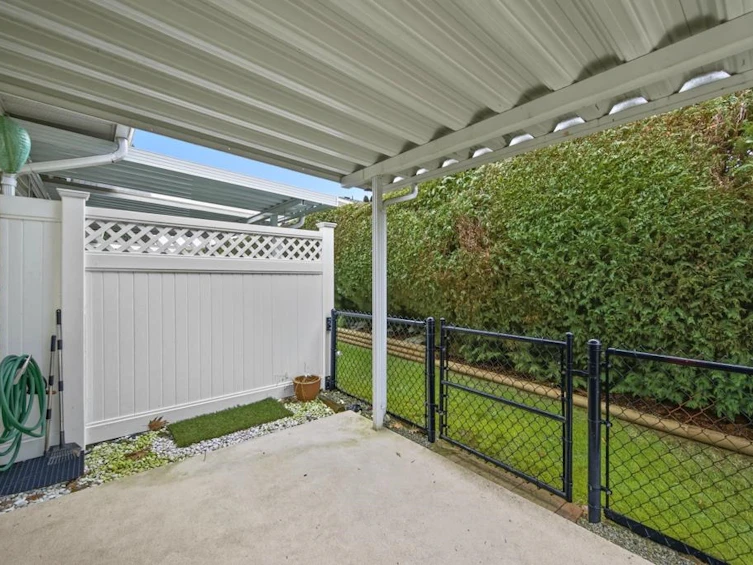 7-18960 Advent Road, Pitt Meadows, BC, V3Y 2G4 - 18