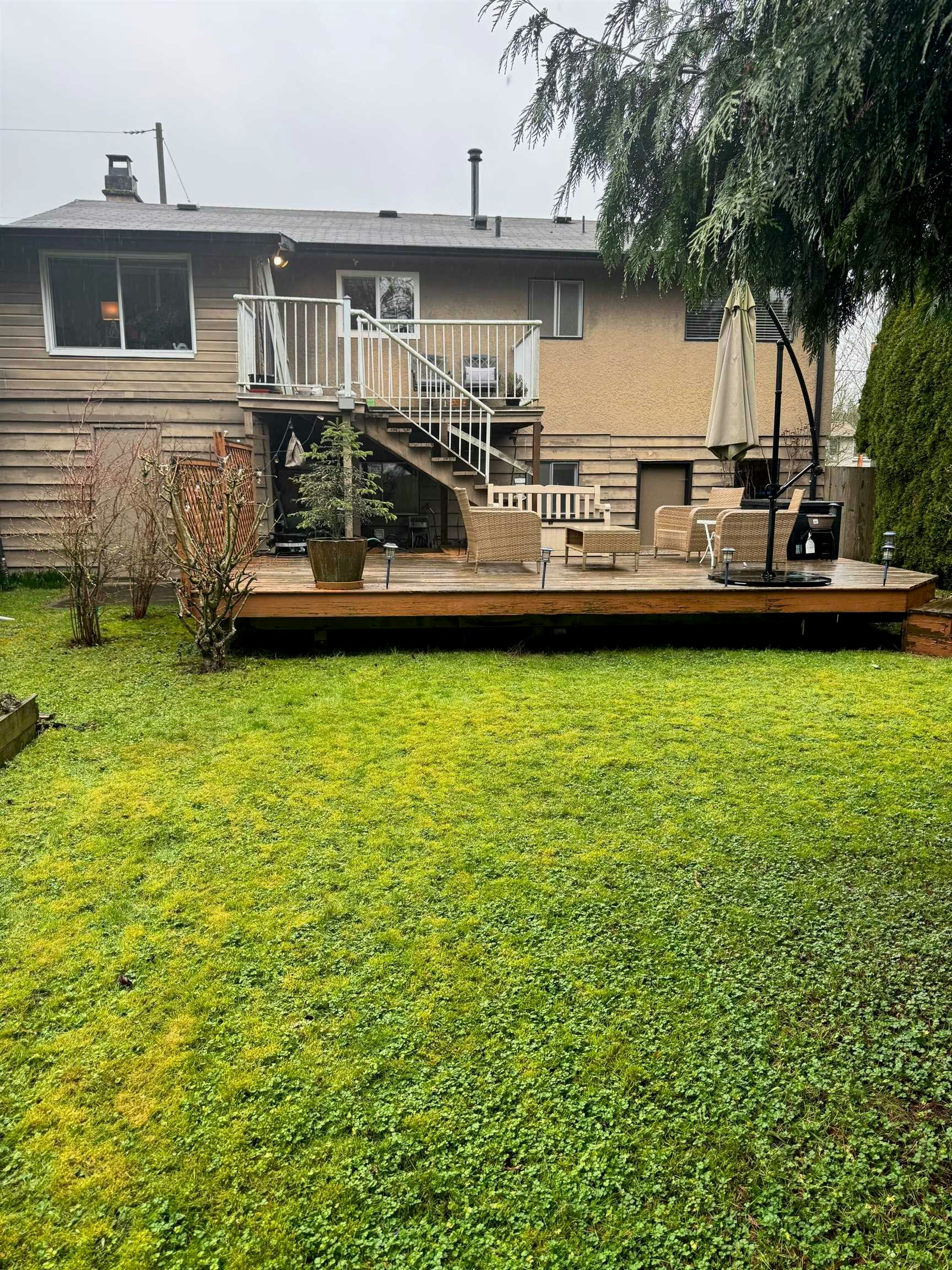 15980 For Sale: 15980 Thrift Avenue, Surrey, BC - REW