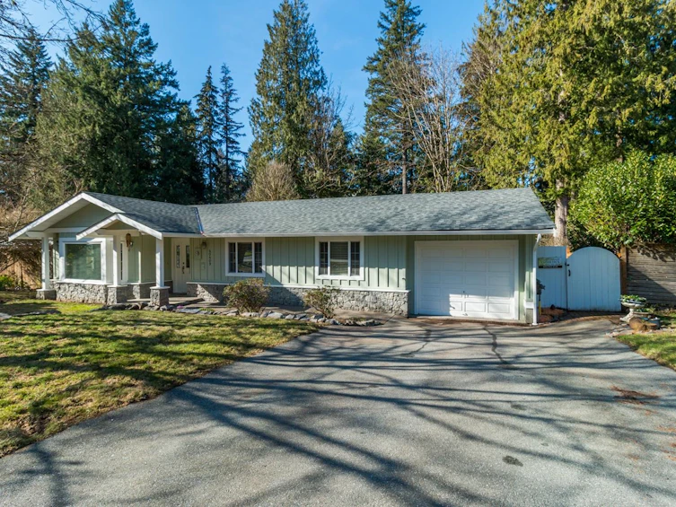 40409 Perth Drive, Squamish, BC, V0N 1T0 - 32