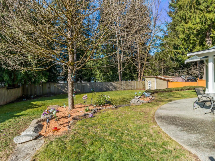 40409 Perth Drive, Squamish, BC, V0N 1T0 - 40