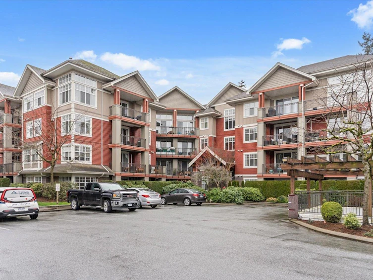 301A-45595 Tamihi Way, Chilliwack, BC, V2R 0G3