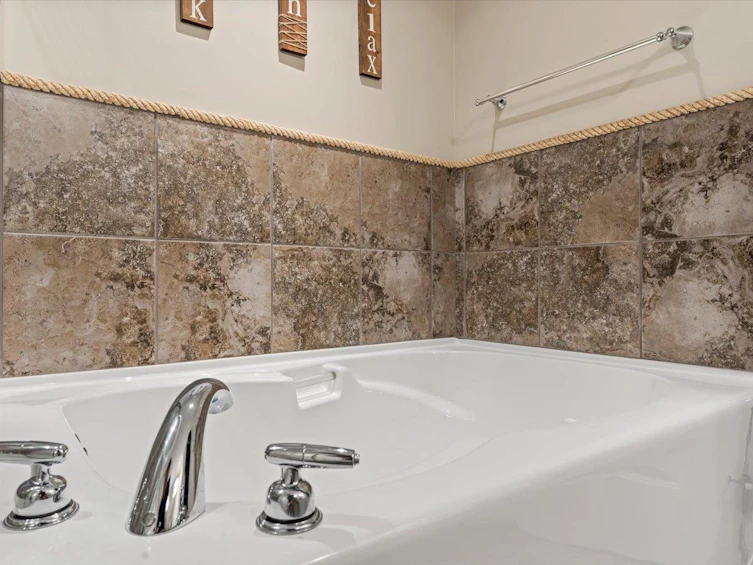 301A-45595 Tamihi Way, Chilliwack, BC, V2R 0G3 - 29