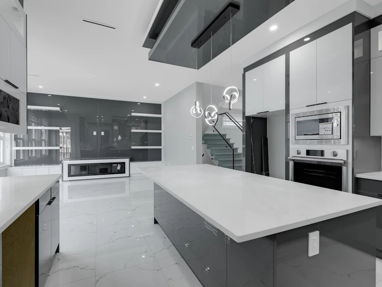 14750 62a Avenue, Surrey, BC, V3S 6N4 - 10