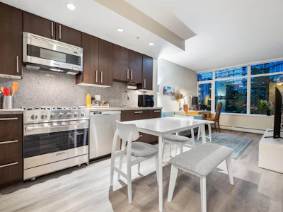 257-108 W 1st Avenue - 5