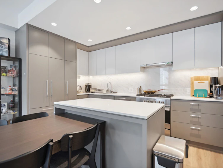 206-6085 Irmin Street, Burnaby, BC, V5J 5C5 - 9