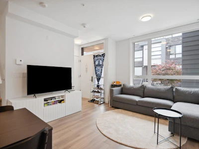 206-6085 Irmin Street - 3