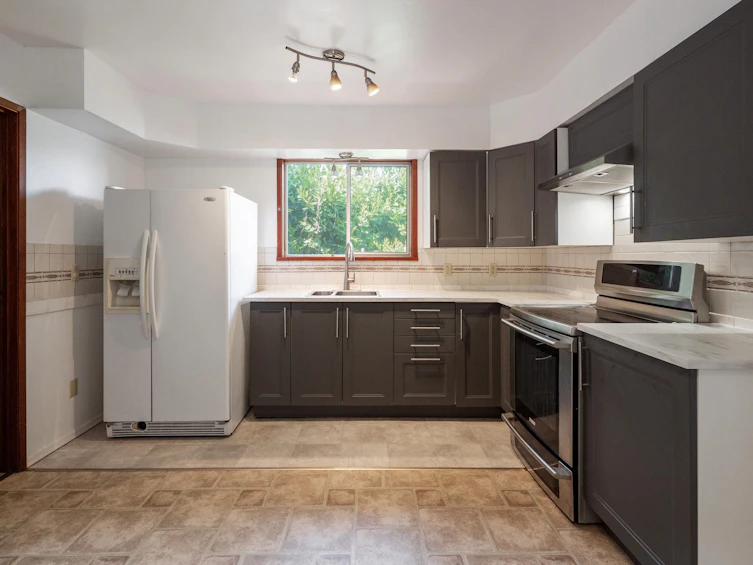 642 Gower Point Road, Gibsons, BC, V0N 1V8 - 10