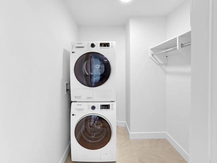 407-7977 Lansdowne Road, Richmond, BC, V6X 0X7 - 13