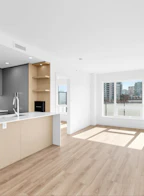 407 7977 Lansdowne Road