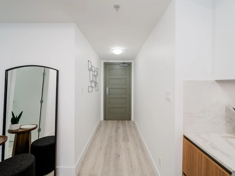 607-2228 W Broadway, Vancouver, BC, V6K 0B1 - 9